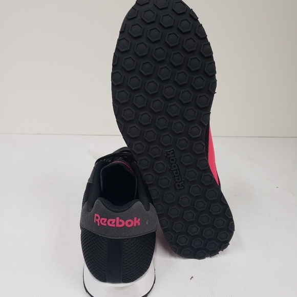 NEW Reebok Classic - Picture 6 of 7